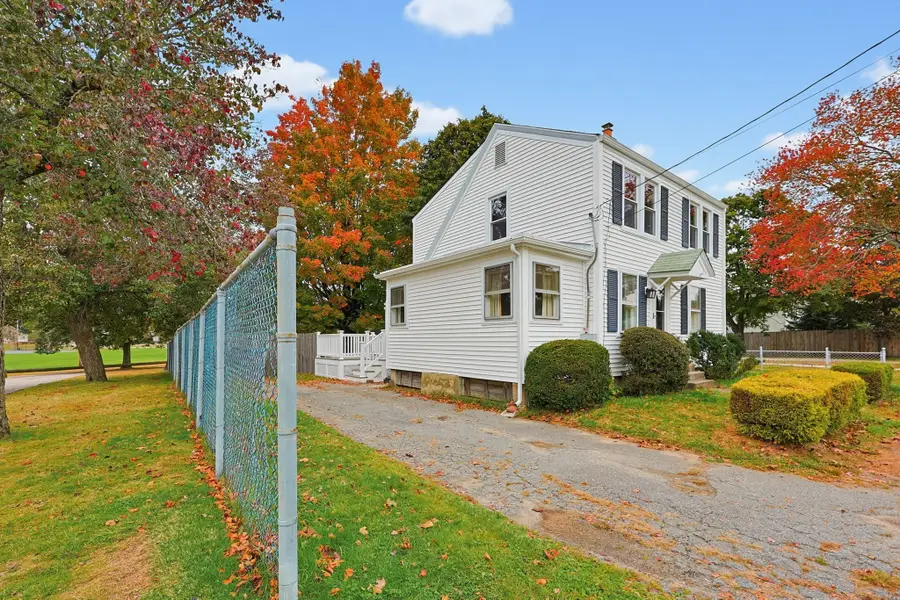 23 Adamsdale, Attleboro, MA 02703 - #3