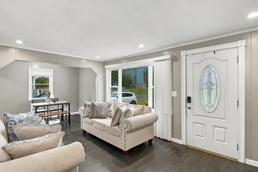 1426 Roosevelt Avenue, Springfield, MA 01109 - #3