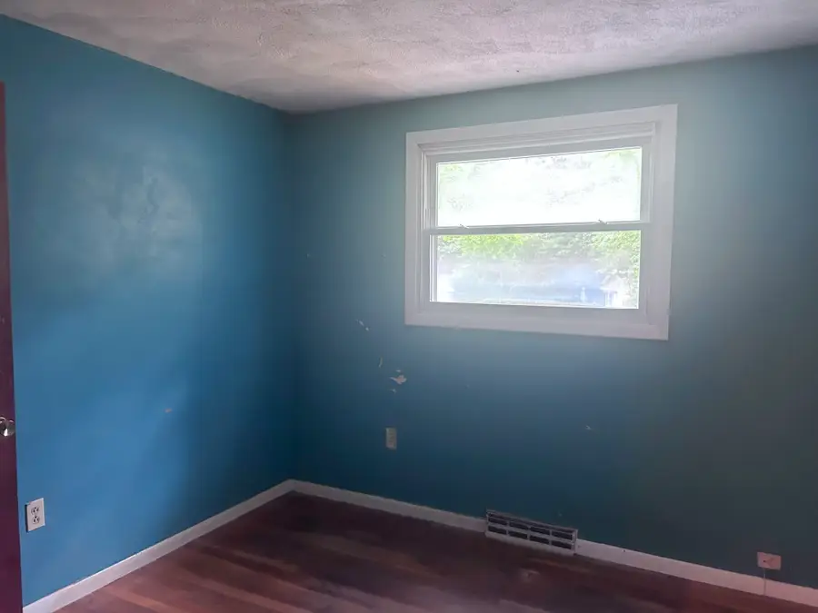 13 Lee Cir, Hudson, MA 01749 - #3