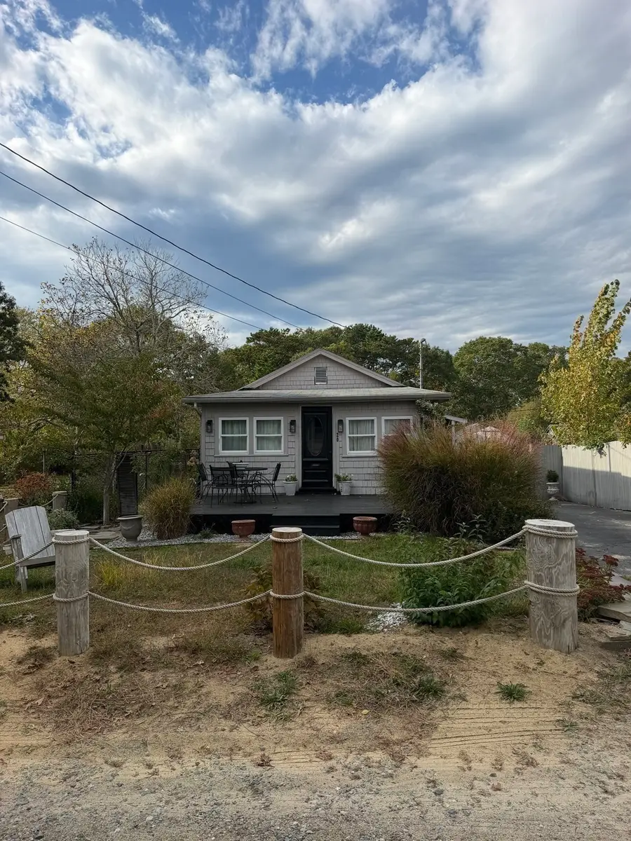 20 Fairbanks St, Wareham, MA 02571 - #2
