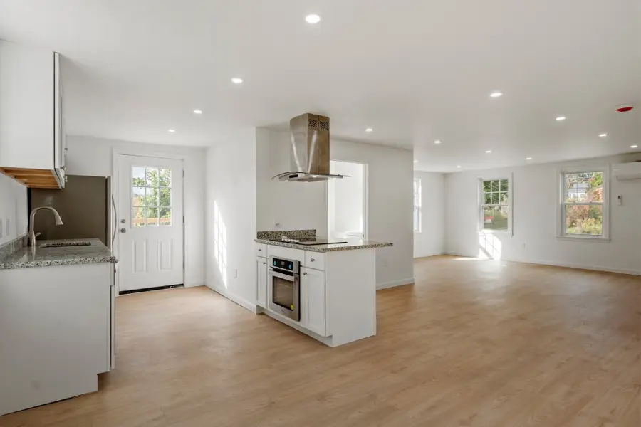 468 Parker Street, Gardner, MA 01440 - #3