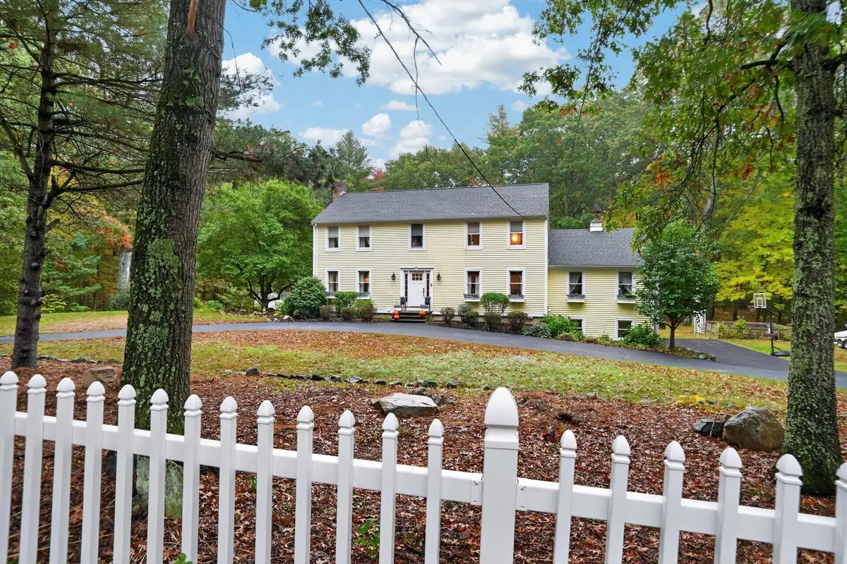 122 Prides Crossing Rd, Sudbury, MA 01776 - #1
