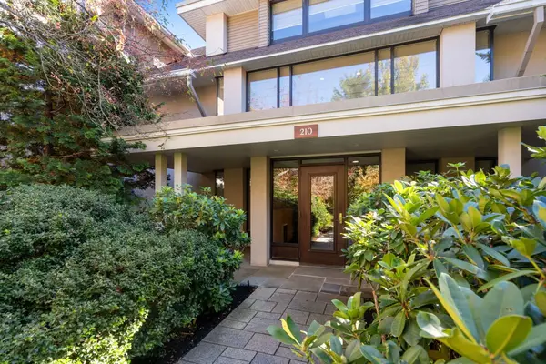 210 Allandale Road #1C, Boston, MA 02467
