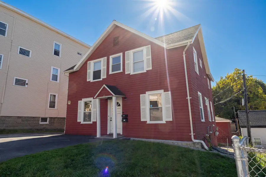 12 Chrome St, Worcester, MA 01604 - #2