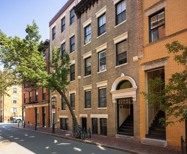 100 Myrtle Street, Boston, MA 02114
