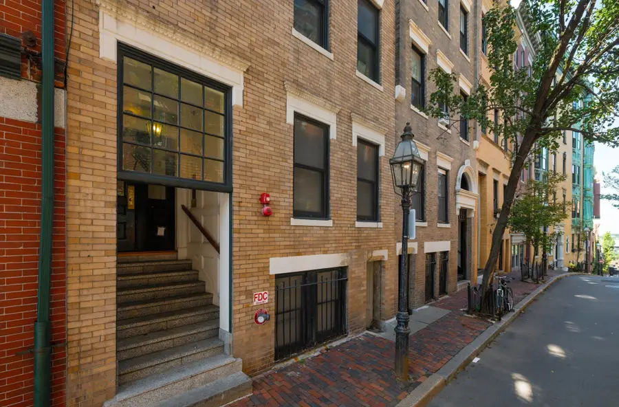 98 Myrtle Street, Boston, MA 02114 - #3