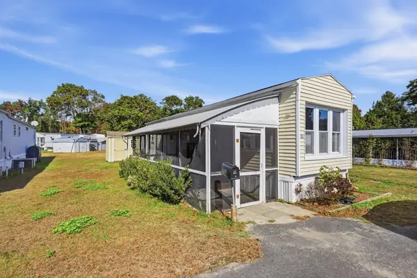 460 Collins Street #33, Attleboro, MA 02703