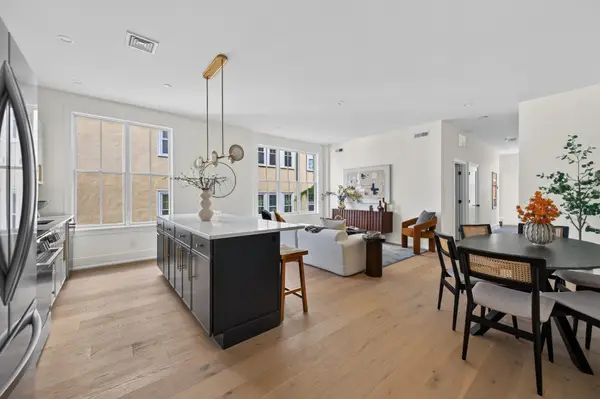 4471 Washington #204, Boston, MA 02131