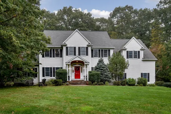 35 Johnson Drive, Holliston, MA 01746
