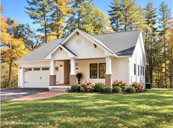 102 Pantry Rd, Hatfield, MA 01088