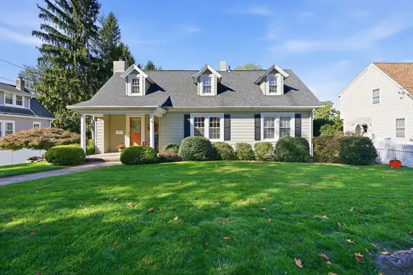 41 Lower Beverly Hls, West Springfield, MA 01089