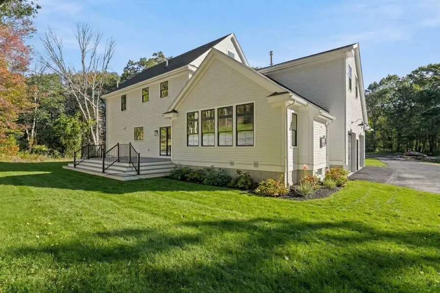 106 Spofford Rd, Boxford, MA 01921 - #3