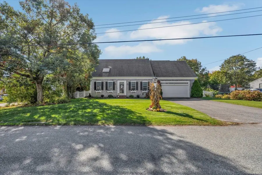 13 Nightingale Dr, South Yarmouth, MA 02664 - #2