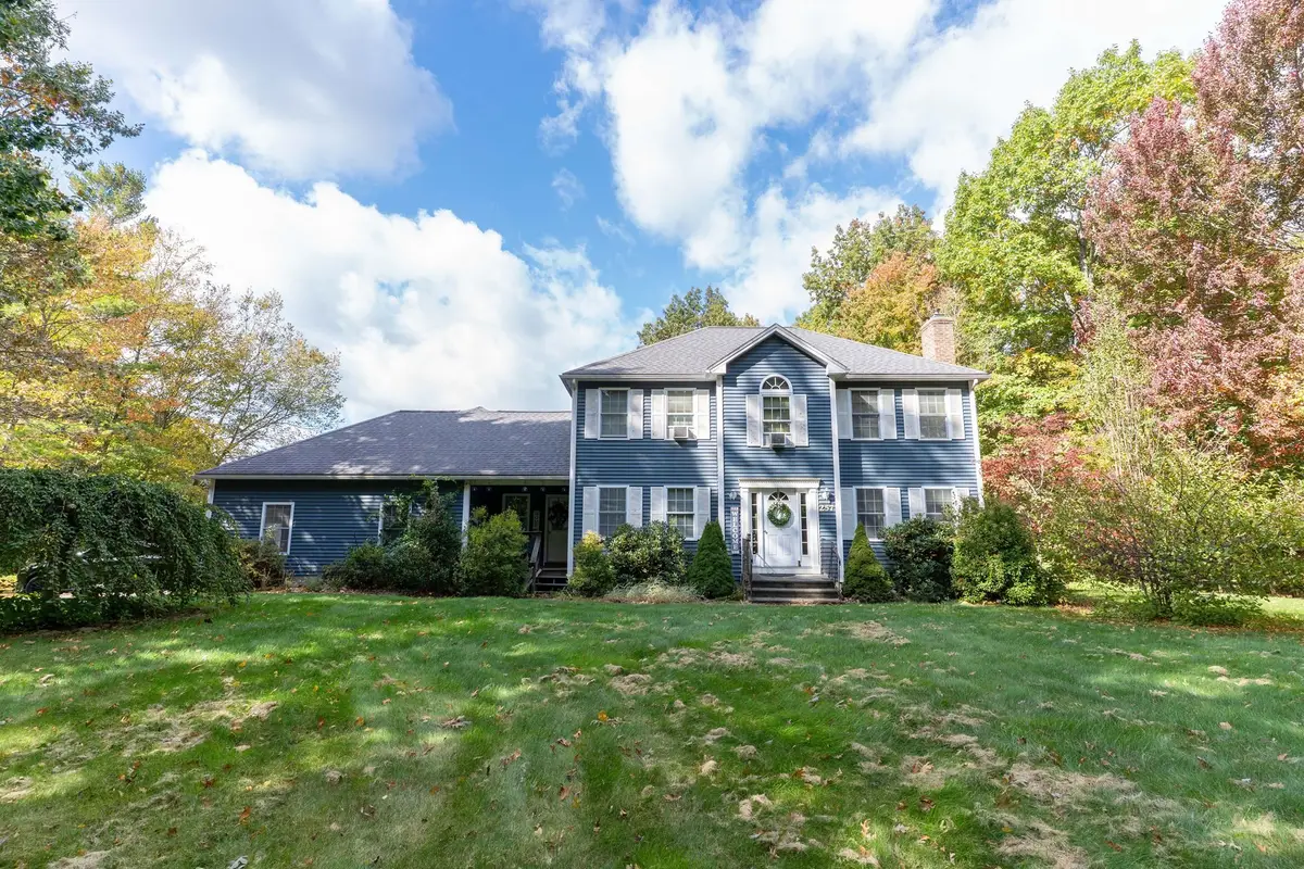 257 Pommogussett Rd, Rutland, MA 01543 - #1