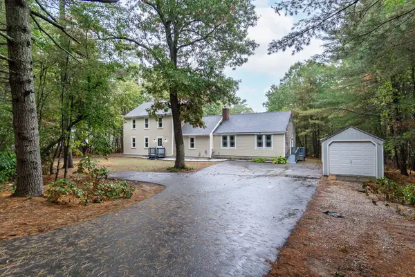 9 Russell Holmes Way, Carver, MA 02330