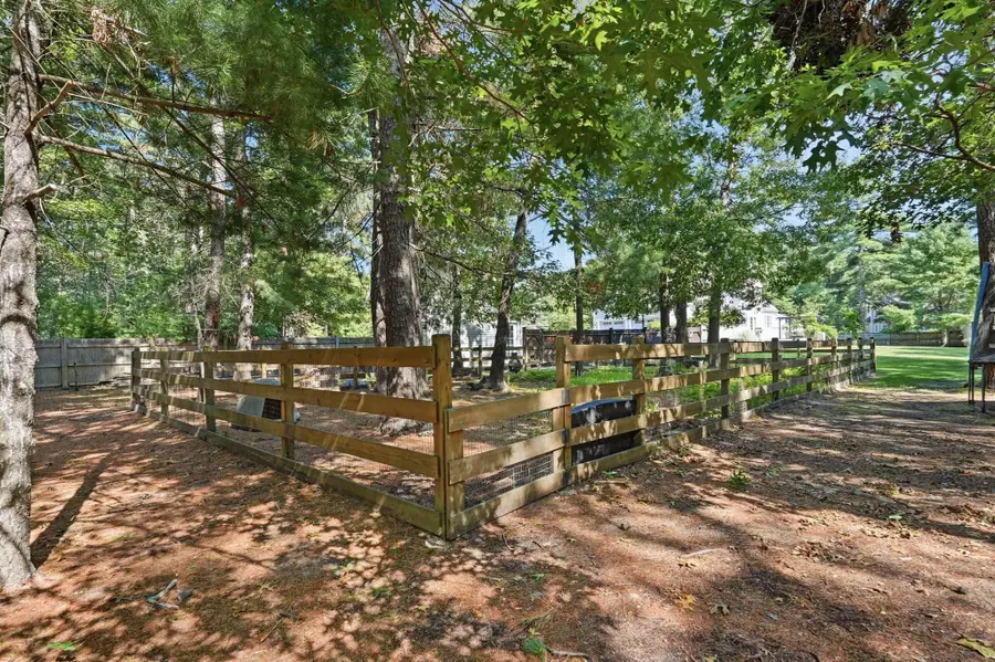 9 Fellowship Cir, Wareham, MA 02571 - #3