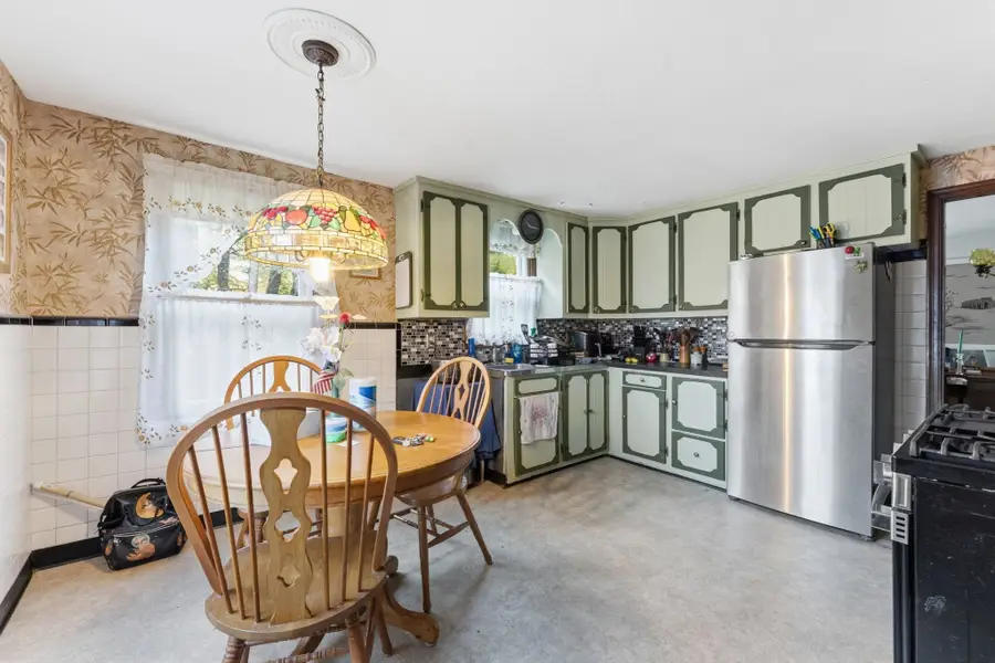 83 Althea St, West Springfield, MA 01089 - #2