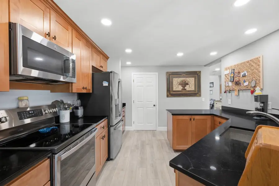 14 Southcliff Dr #14, Plymouth, MA 02360 - #3