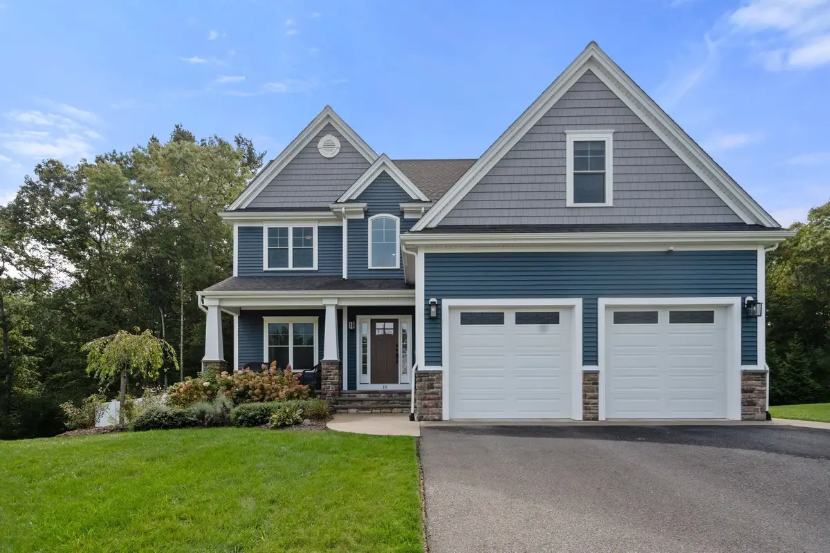 19 Pass Farm Rd, Attleboro, MA 02703 - #1