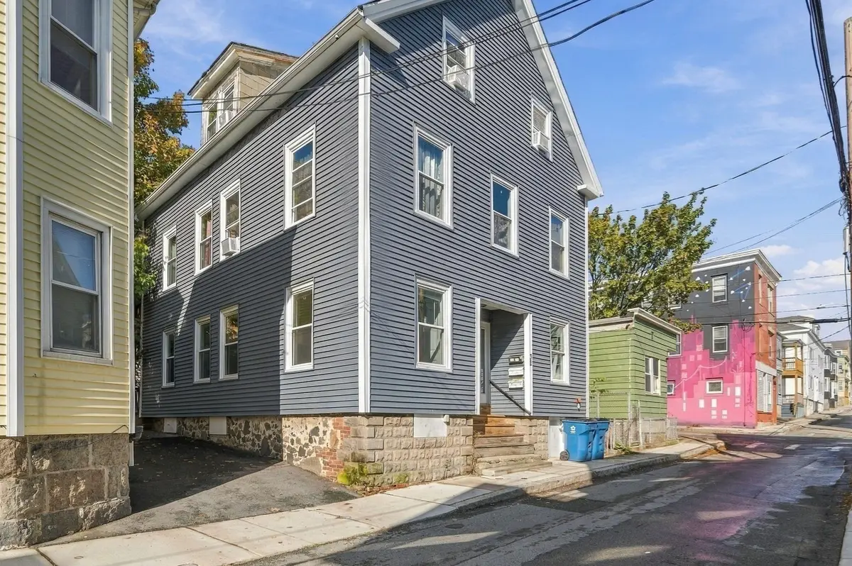32 Park St, Salem, MA 01970 - #1