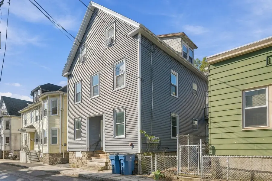 32 Park St, Salem, MA 01970 - #2