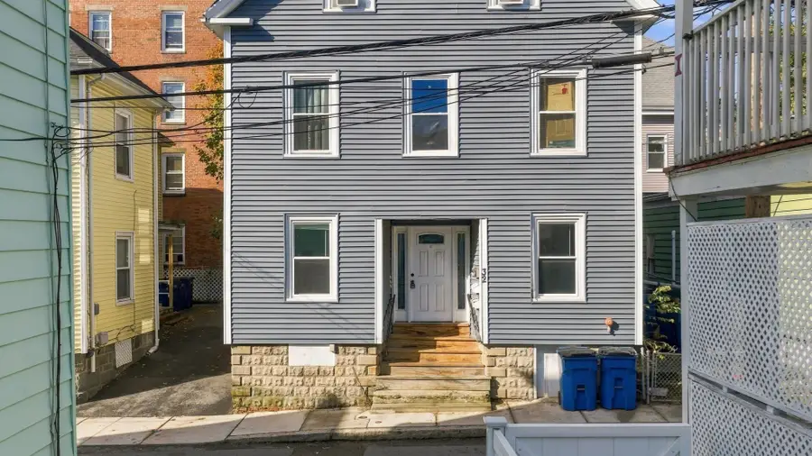 32 Park St, Salem, MA 01970 - #3