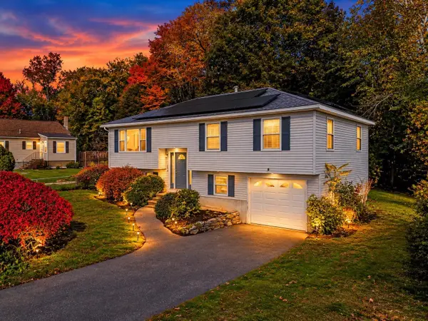 23 Iona Ave, Dracut, MA 01826