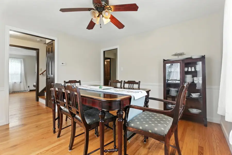 384 Abbott St, Springfield, MA 01118 - #3
