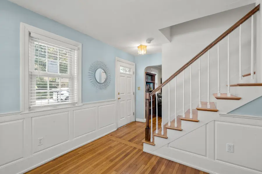 65 Bernard St, Newton, MA 02461 - #3