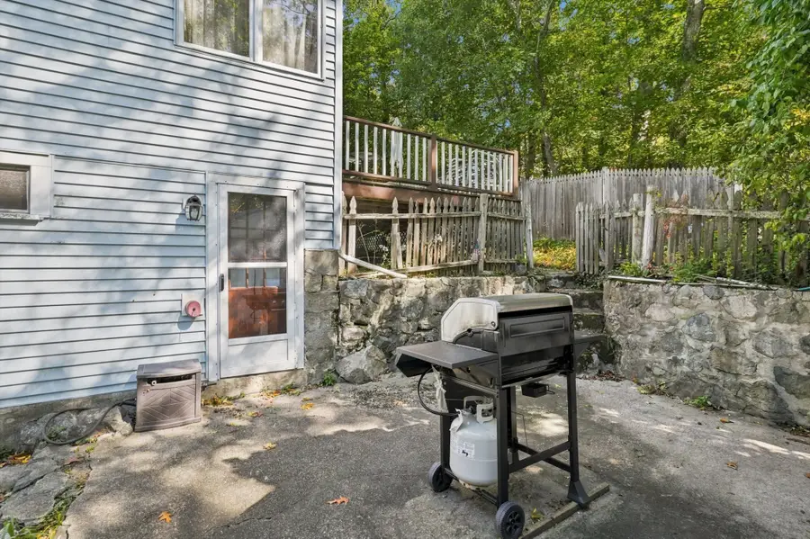 27 Malvern St, Waltham, MA 02451 - #3
