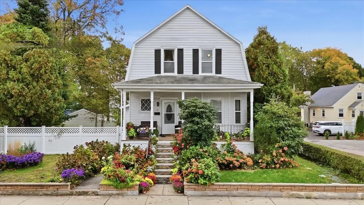 83 Desoto Rd, Boston, MA 02132 - #1