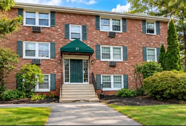 27 Ridgewood Lane #14, Gardner, MA 01440