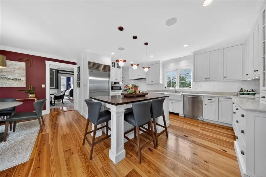 33 Lincoln St, Hingham, MA 02043 - #3
