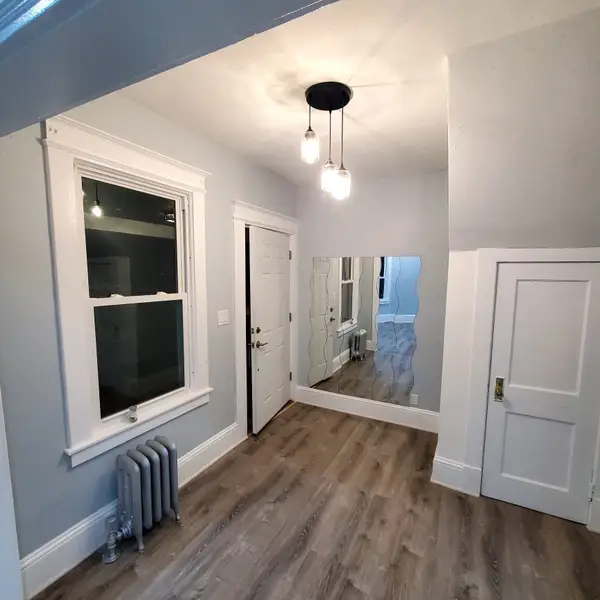 24-26 Sachem St, Springfield, MA 01108
