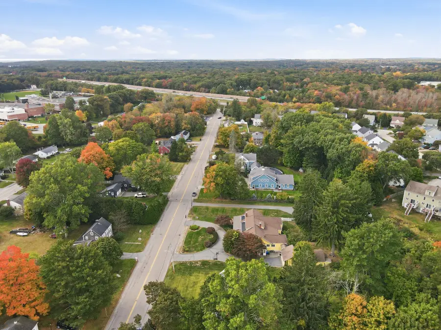 25 Commonwealth Ave, Attleboro, MA 02703 - #2