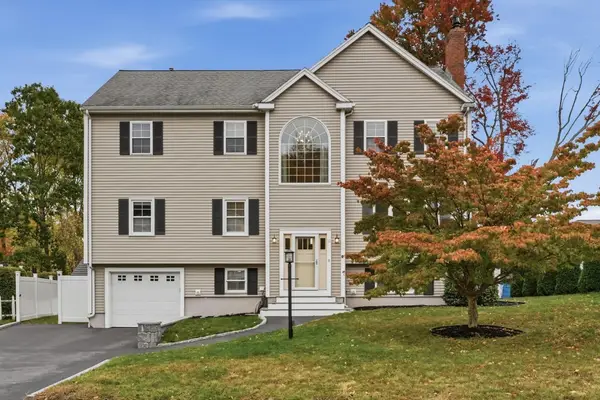 11 Yellow Brick Road, Haverhill, MA 01835