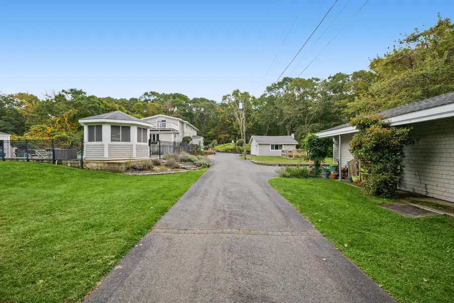 74 Little River Rd, Dartmouth, MA 02748 - #2