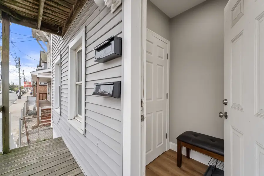 207 Belleville Ave, New Bedford, MA 02746 - #2