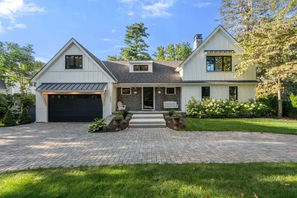 643 Boston Post Rd, Weston, MA 02493