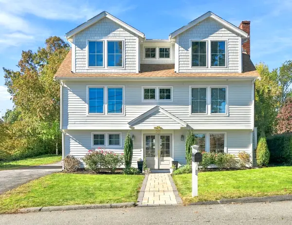 20 Edgewood Rd, Marblehead, MA 01945