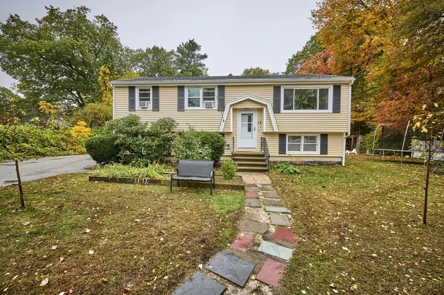 13 Fernglade Rd, Burlington, MA 01803 - #2