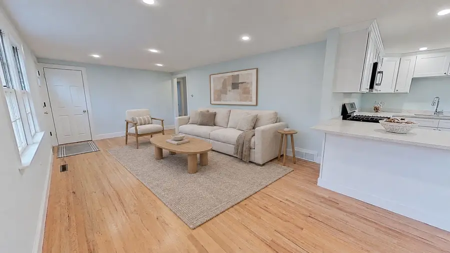 28 Lakefield Rd, South Yarmouth, MA 02664 - #3