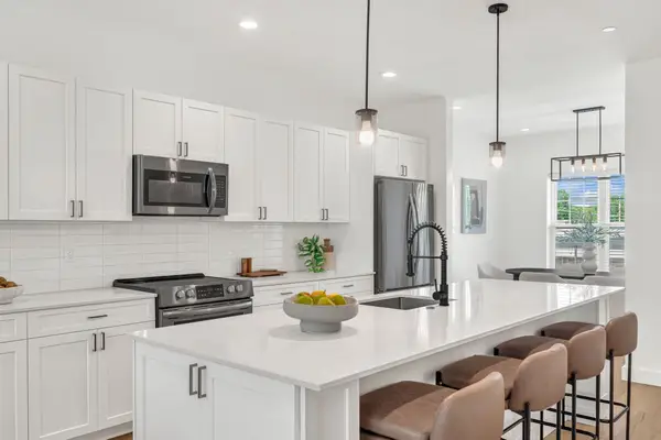 635 Main Street #TH10, Wilmington, MA 01887