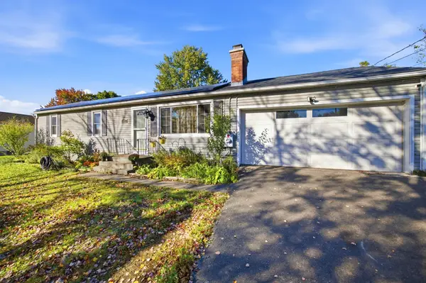 42 Paulson Dr, West Springfield, MA 01089