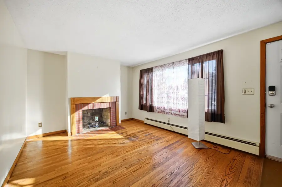 42 Paulson Dr, West Springfield, MA 01089 - #3