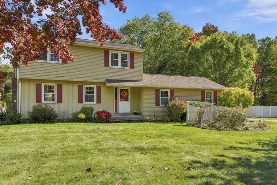 74 Havenhurst Rd, West Springfield, MA 01089 - #3