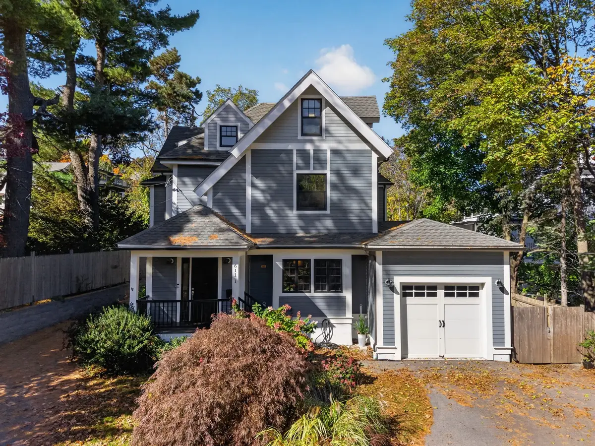611 Centre St #1, Newton, MA 02458 - #1