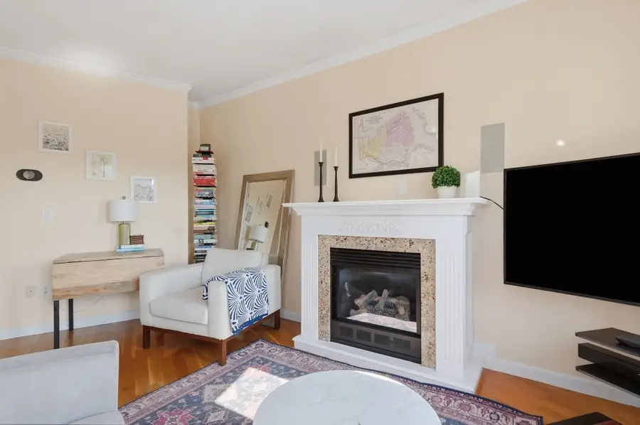 22 Park Street #3, Boston, MA 02129 - #3