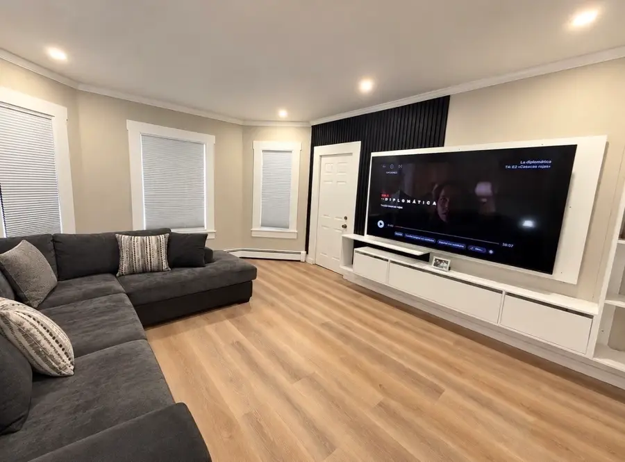 16-18 Annis St, Methuen, MA 01844 - #3
