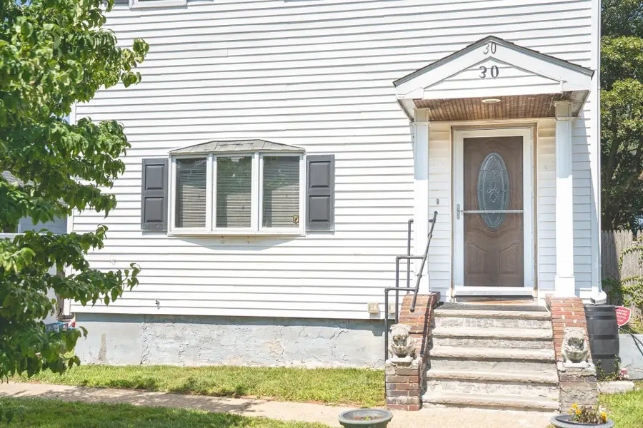 30 Western Ave, Saugus, MA 01906 - #3
